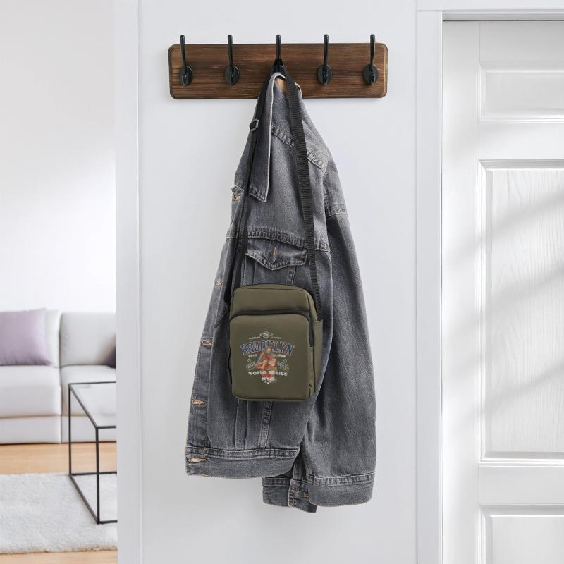 Brooklyn Skateboard Girl Vintage Design