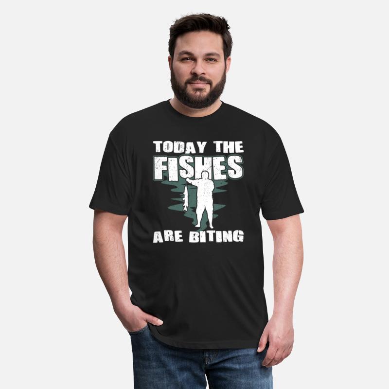 Fishing today the fishes are biting fisherman