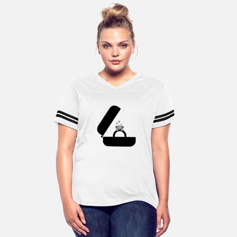 Jeweler's wedding ring with a large diamond in box